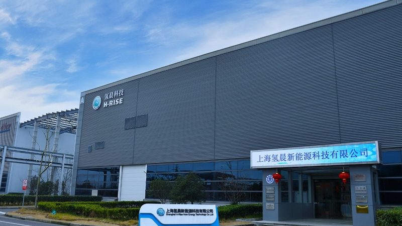 物流车磷酸铁锂电池：价格背后的考量因素**